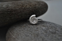 Load image into Gallery viewer, Silver Ammonite Shell Ring