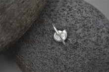 Load image into Gallery viewer, Silver Ammonite Shell Ring