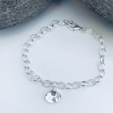 Load image into Gallery viewer, Silver Walberswick Clam Chain Bracelet