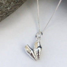 Load image into Gallery viewer, Better Together Love Heart Shell