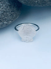 Load image into Gallery viewer, Silver Scallop Shell Ring