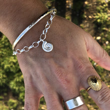 Load image into Gallery viewer, Silver Ammonite Chain Bracelet