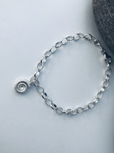 Load image into Gallery viewer, Silver Ammonite Chain Bracelet