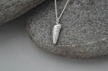 Load image into Gallery viewer, Silver Lavenham Shell Necklace