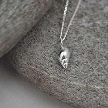 Load image into Gallery viewer, Silver Southwold Shell Necklace