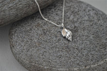 Load image into Gallery viewer, Silver Thorpeness Shell Necklace