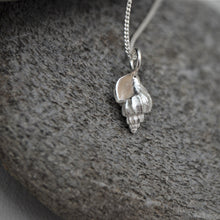Load image into Gallery viewer, Silver Thorpeness Shell Necklace