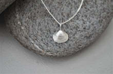 Load image into Gallery viewer, Silver Walberswick Clam Shell Necklace