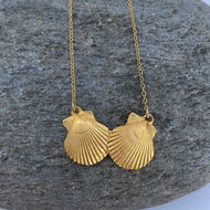 Gold Better Together Scallop Shell