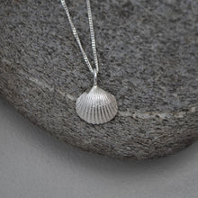Load image into Gallery viewer, Silver Bawdsey Clam Shell Necklace