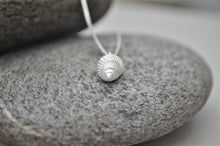 Load image into Gallery viewer, Silver Heveningham Shell Necklace