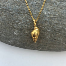 Load image into Gallery viewer, Gold Southwold Shell Necklace
