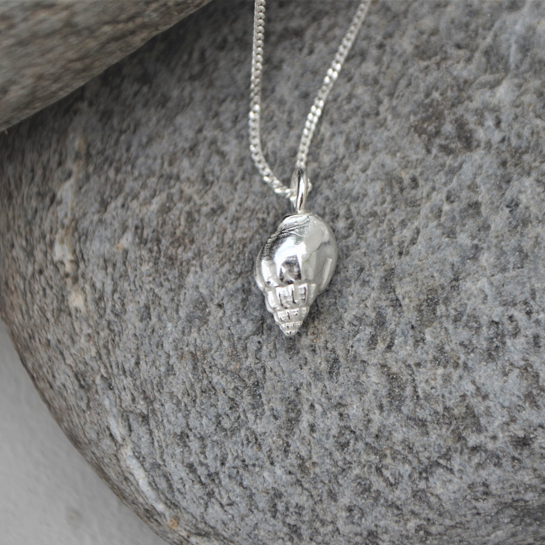 Silver Snape Shell Necklace